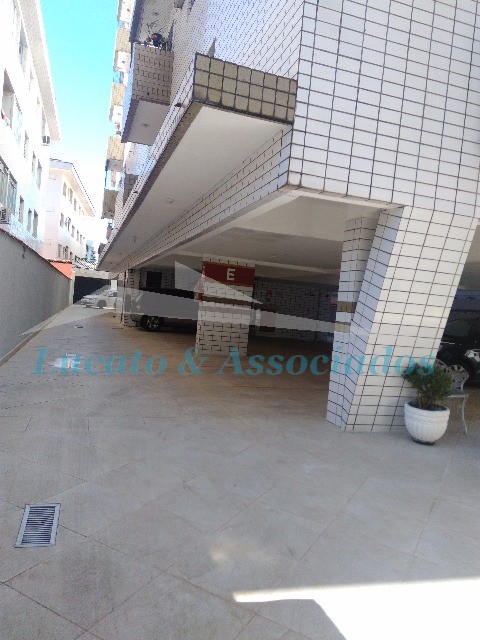 Apartamento à venda com 2 quartos, 66m² - Foto 4