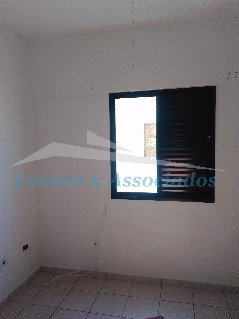 Apartamento à venda com 2 quartos, 66m² - Foto 11