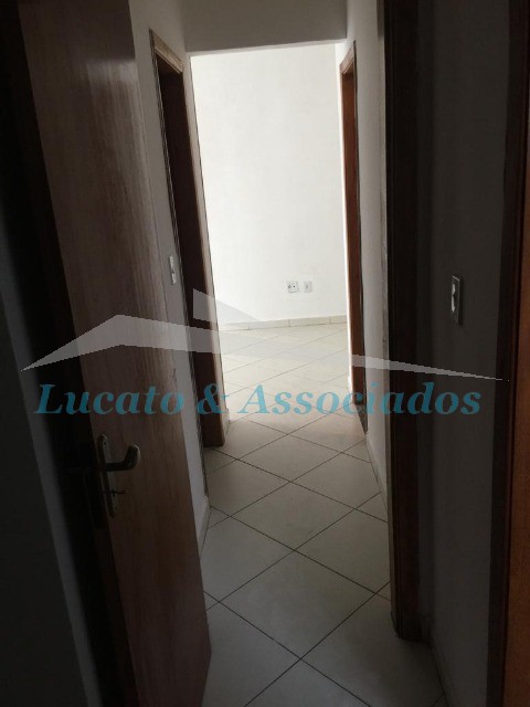 Apartamento para alugar com 2 quartos, 80m² - Foto 4