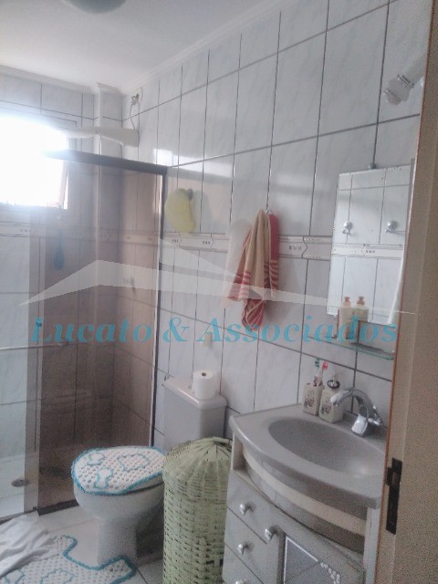 Apartamento para alugar com 2 quartos, 68m² - Foto 13