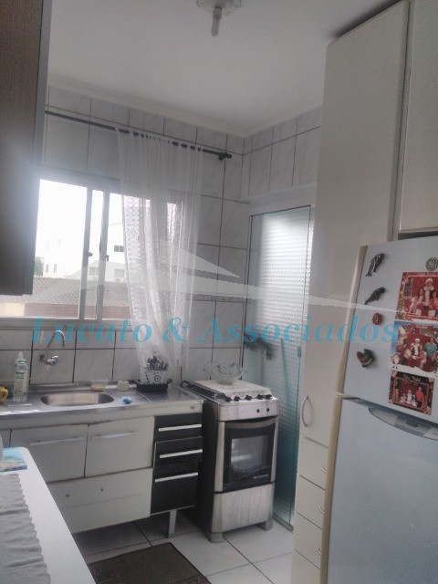 Apartamento para alugar com 2 quartos, 68m² - Foto 9