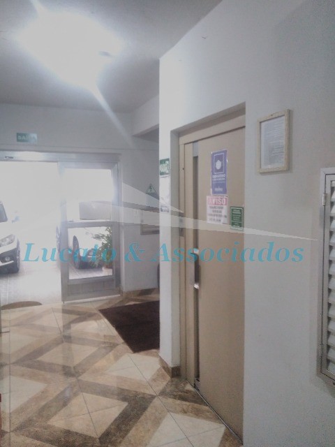 Apartamento para alugar com 2 quartos, 68m² - Foto 3