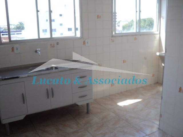 Apartamento à venda com 2 quartos, 57m² - Foto 15