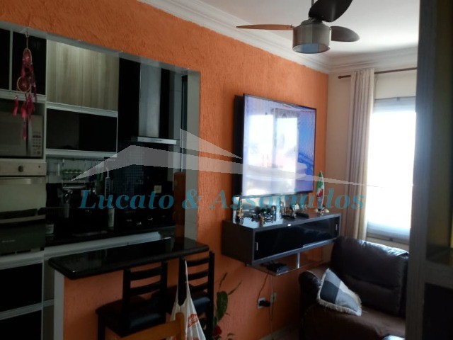 Apartamento à venda com 2 quartos, 45m² - Foto 11