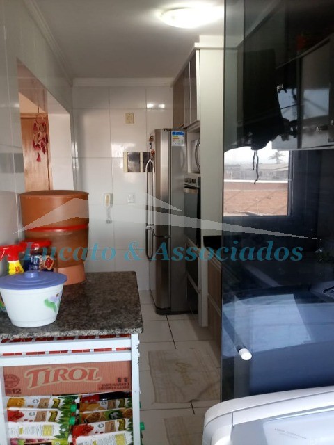 Apartamento à venda com 2 quartos, 45m² - Foto 25