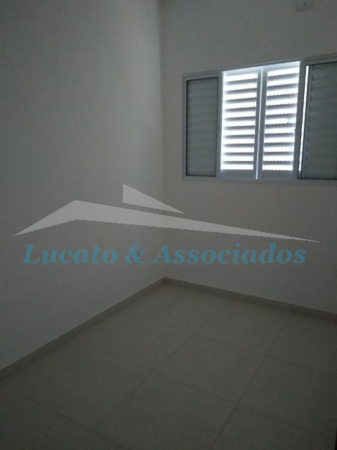 Casa à venda com 2 quartos, 51m² - Foto 10