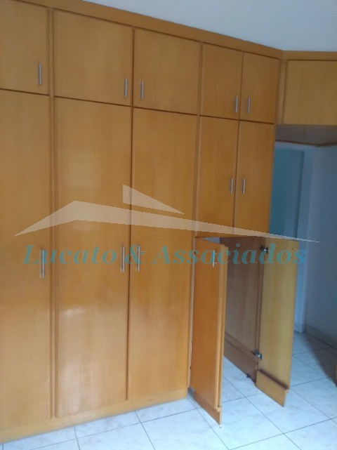 Apartamento à venda com 2 quartos, 64m² - Foto 11