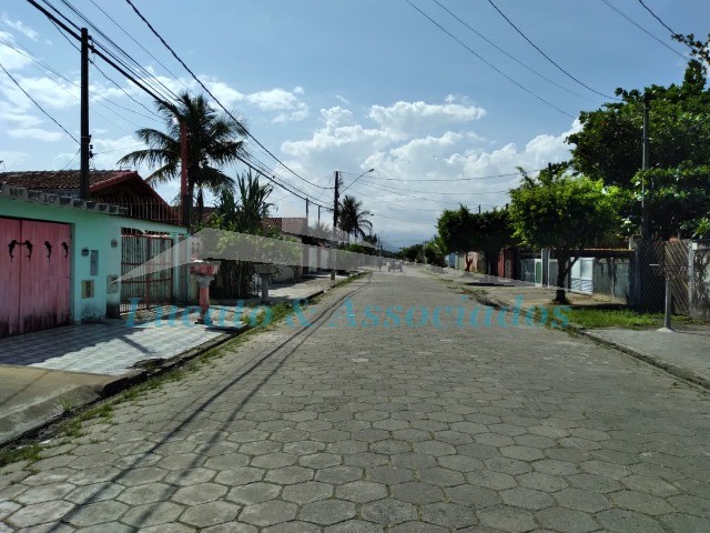 Casa à venda com 3 quartos, 130m² - Foto 3