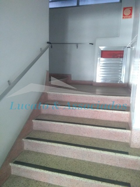 Apartamento para alugar com 2 quartos, 70m² - Foto 5