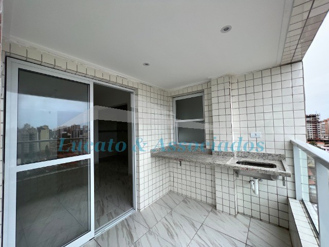 Apartamento à venda com 2 quartos, 62m² - Foto 30