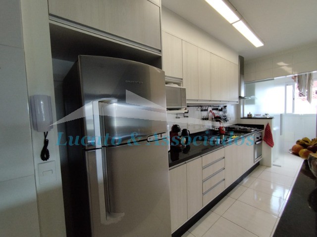 Apartamento à venda com 2 quartos, 74m² - Foto 12