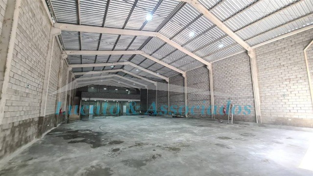 Depósito-Galpão-Armazém para alugar, 745m² - Foto 2