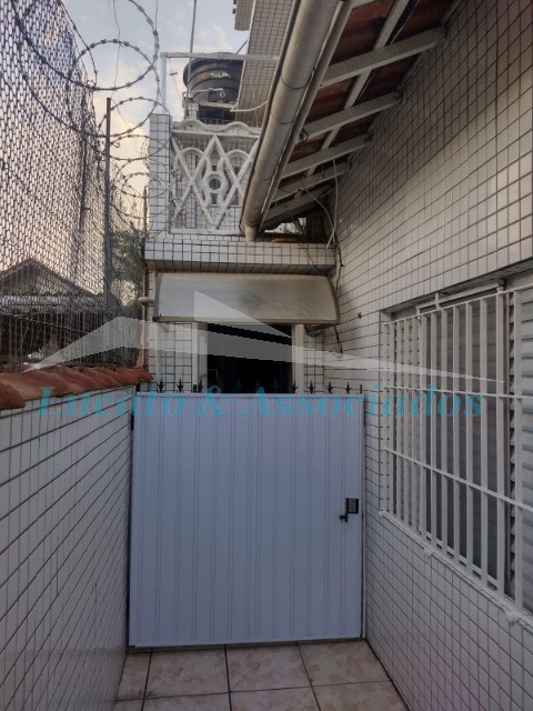 Sobrado para alugar com 2 quartos, 57m² - Foto 2