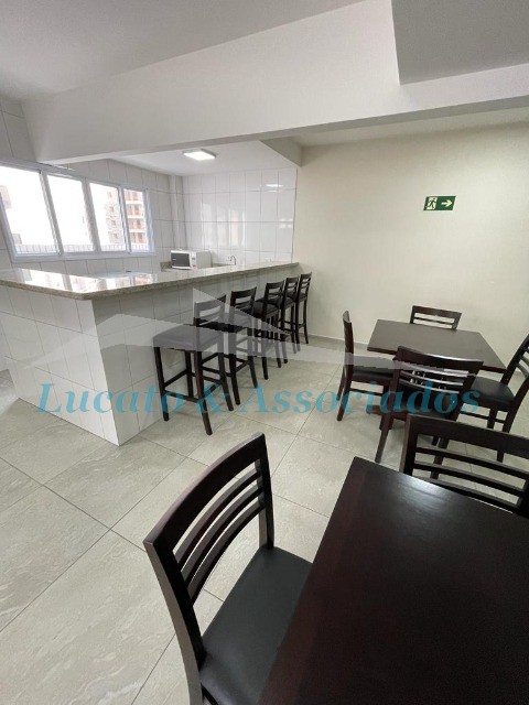 Apartamento à venda com 3 quartos, 139m² - Foto 9