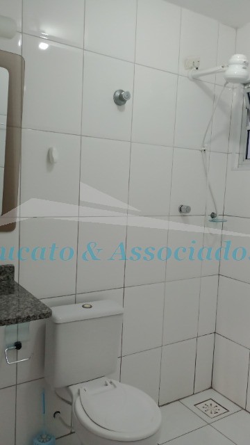 Apartamento para alugar com 2 quartos, 70m² - Foto 14