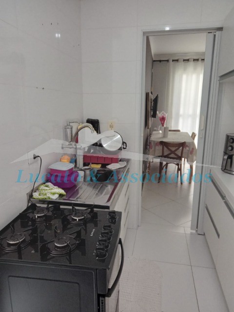 Apartamento à venda com 2 quartos, 46m² - Foto 12