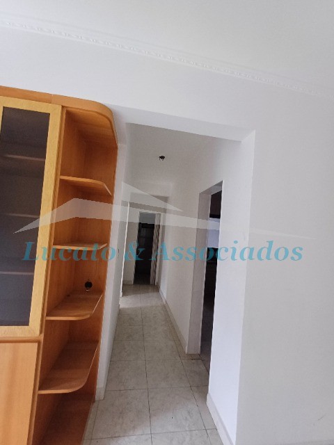 Apartamento à venda com 2 quartos, 64m² - Foto 26