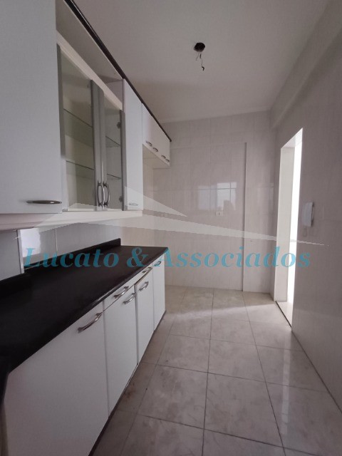 Apartamento à venda com 2 quartos, 64m² - Foto 34