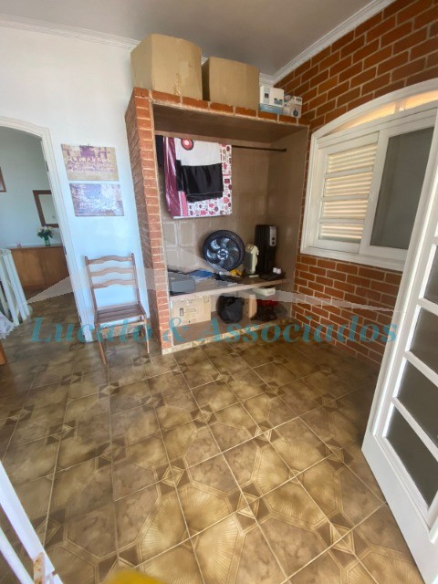 Casa à venda com 3 quartos, 300m² - Foto 9