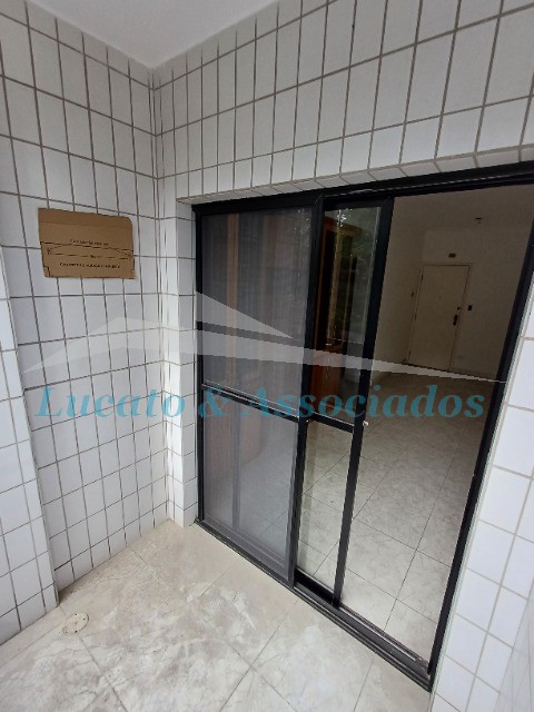 Apartamento à venda com 2 quartos, 64m² - Foto 56