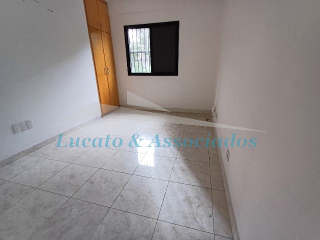 Apartamento à venda com 2 quartos, 64m² - Foto 36