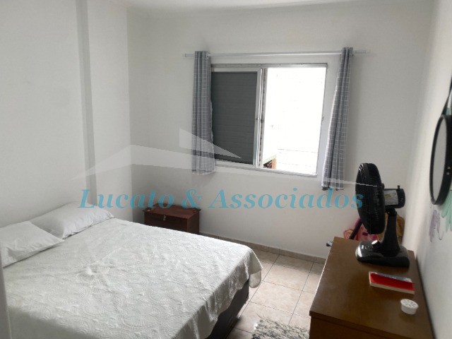 Apartamento à venda com 2 quartos, 70m² - Foto 13