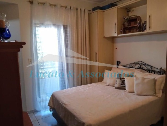 Apartamento à venda com 2 quartos, 75m² - Foto 15