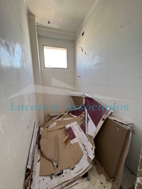 Apartamento à venda com 2 quartos, 77m² - Foto 28