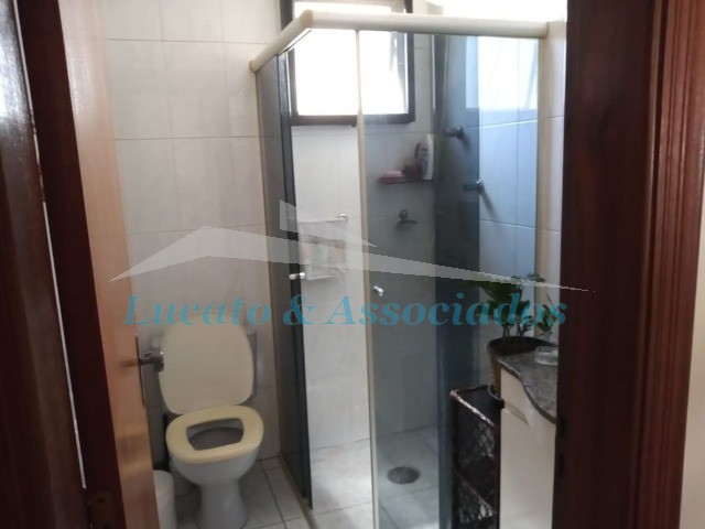 Apartamento à venda com 2 quartos, 75m² - Foto 12