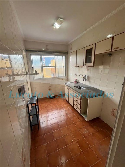 Apartamento à venda com 2 quartos, 68m² - Foto 5