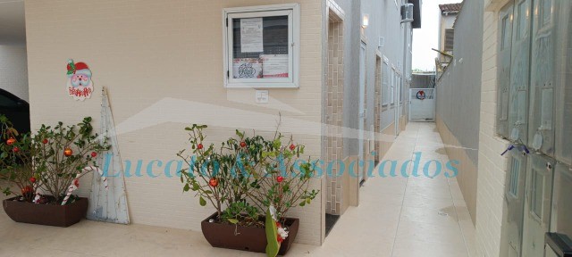 Casa à venda com 2 quartos, 58m² - Foto 26