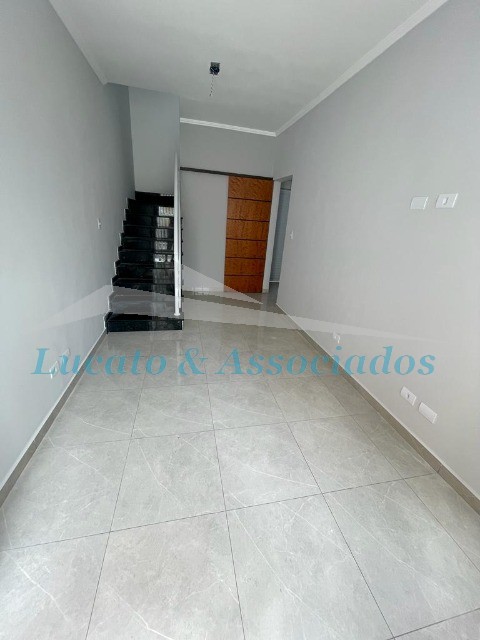 Casa à venda com 3 quartos, 120m² - Foto 4