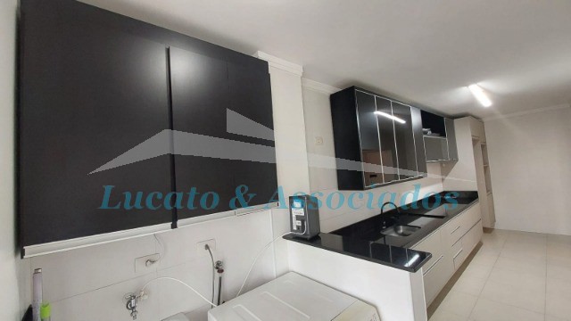 Apartamento para alugar com 2 quartos, 97m² - Foto 9