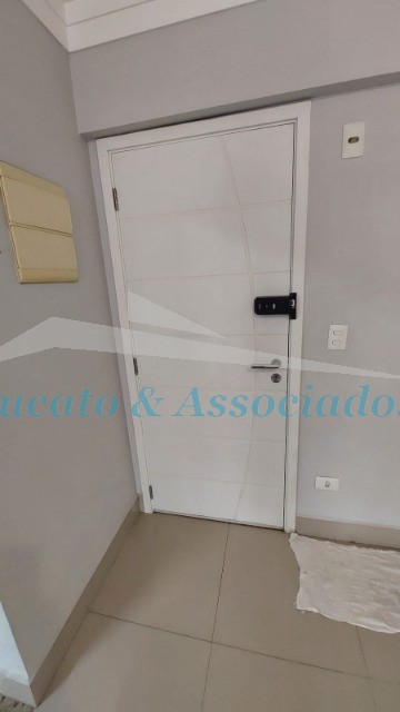 Apartamento para alugar com 2 quartos, 97m² - Foto 6