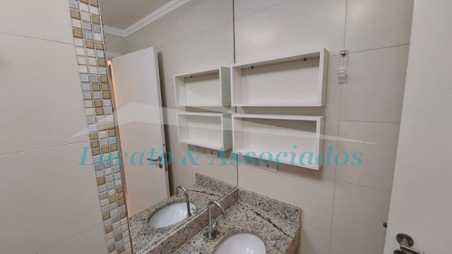 Apartamento para alugar com 2 quartos, 97m² - Foto 23