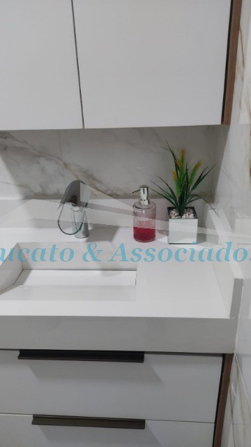 Apartamento à venda com 2 quartos, 62m² - Foto 7