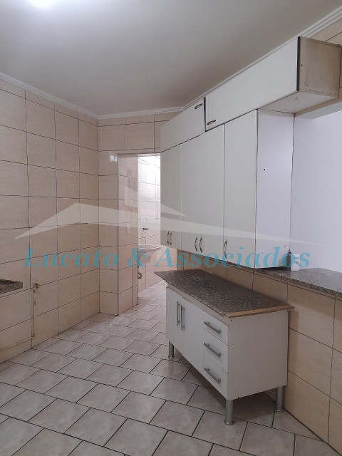 Apartamento para alugar com 2 quartos, 68m² - Foto 16