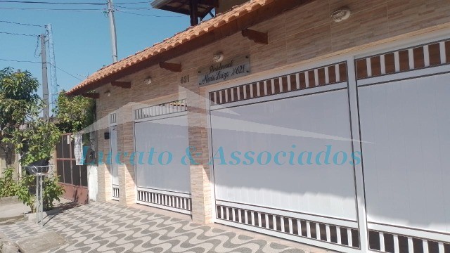 Casa à venda e aluguel com 2 quartos, 54m² - Foto 2