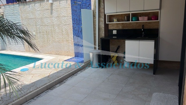 Casa à venda com 4 quartos, 200m² - Foto 10