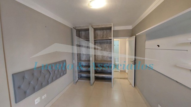 Apartamento para alugar com 2 quartos, 97m² - Foto 15