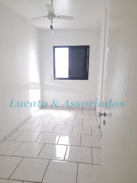 Apartamento para alugar com 2 quartos, 68m² - Foto 7