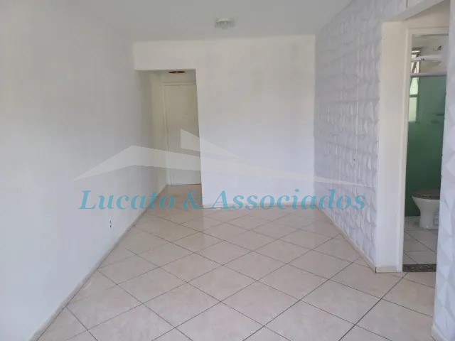 Apartamento à venda com 2 quartos, 62m² - Foto 6