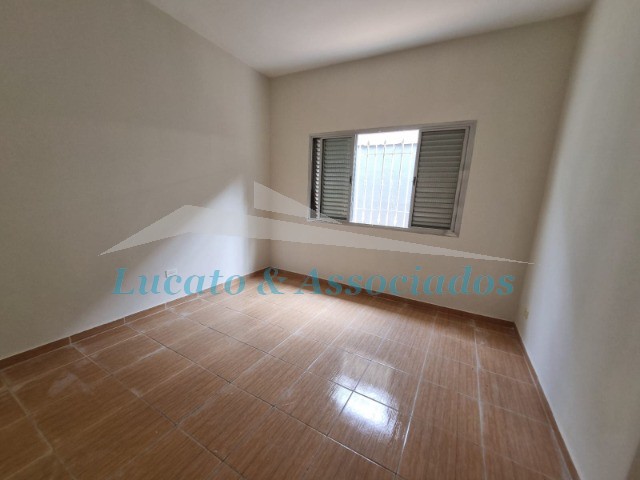 Casa para alugar com 3 quartos, 162m² - Foto 14