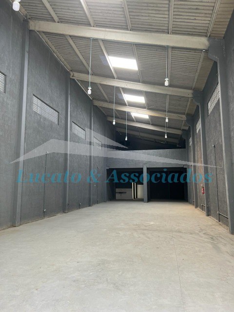 Depósito-Galpão-Armazém para alugar, 411m² - Foto 2