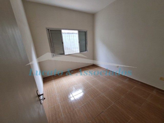 Casa para alugar com 3 quartos, 162m² - Foto 10