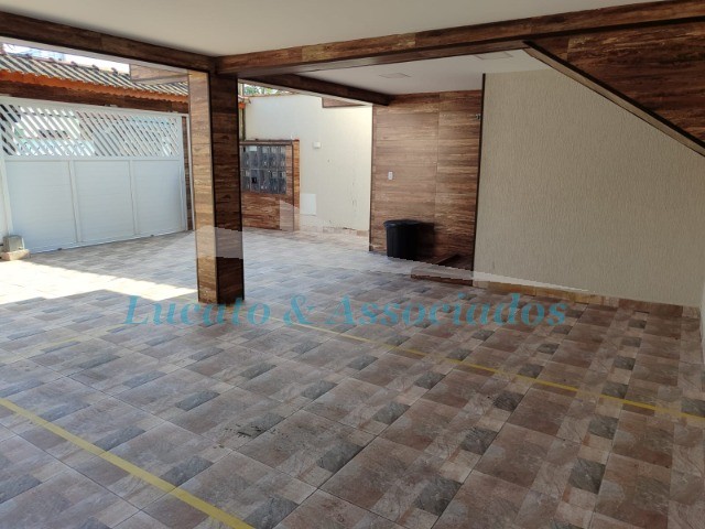 Casa à venda com 2 quartos, 50m² - Foto 2