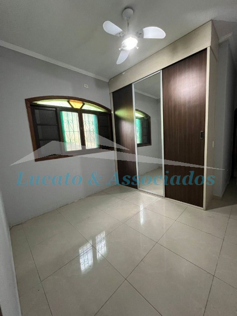 Casa à venda com 2 quartos, 100m² - Foto 6