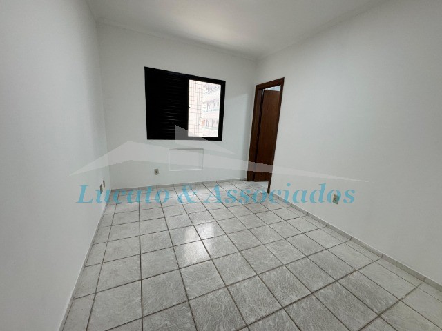 Apartamento à venda com 3 quartos, 130m² - Foto 26