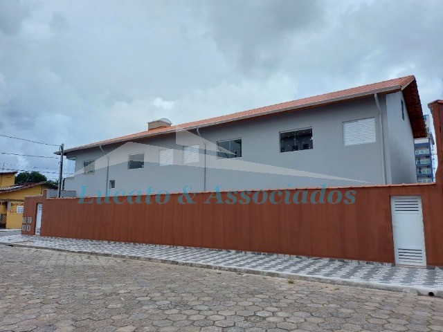 Casa à venda com 2 quartos, 45m² - Foto 2