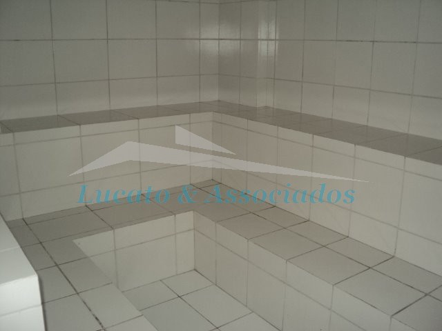 Apartamento para alugar com 2 quartos, 70m² - Foto 10